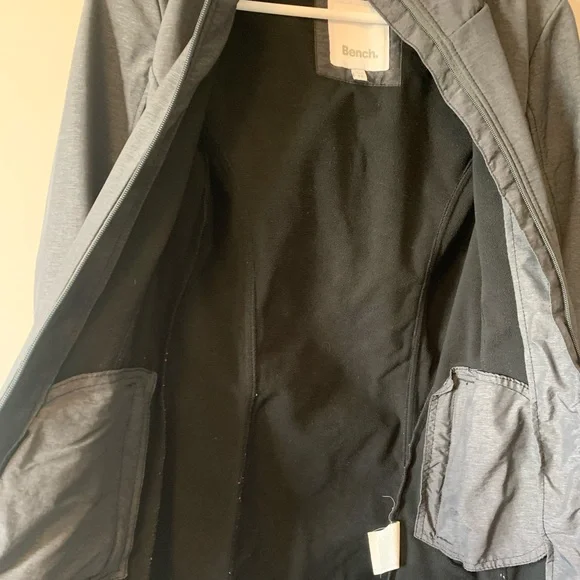 Bench Jacket - Picture 4 of 6